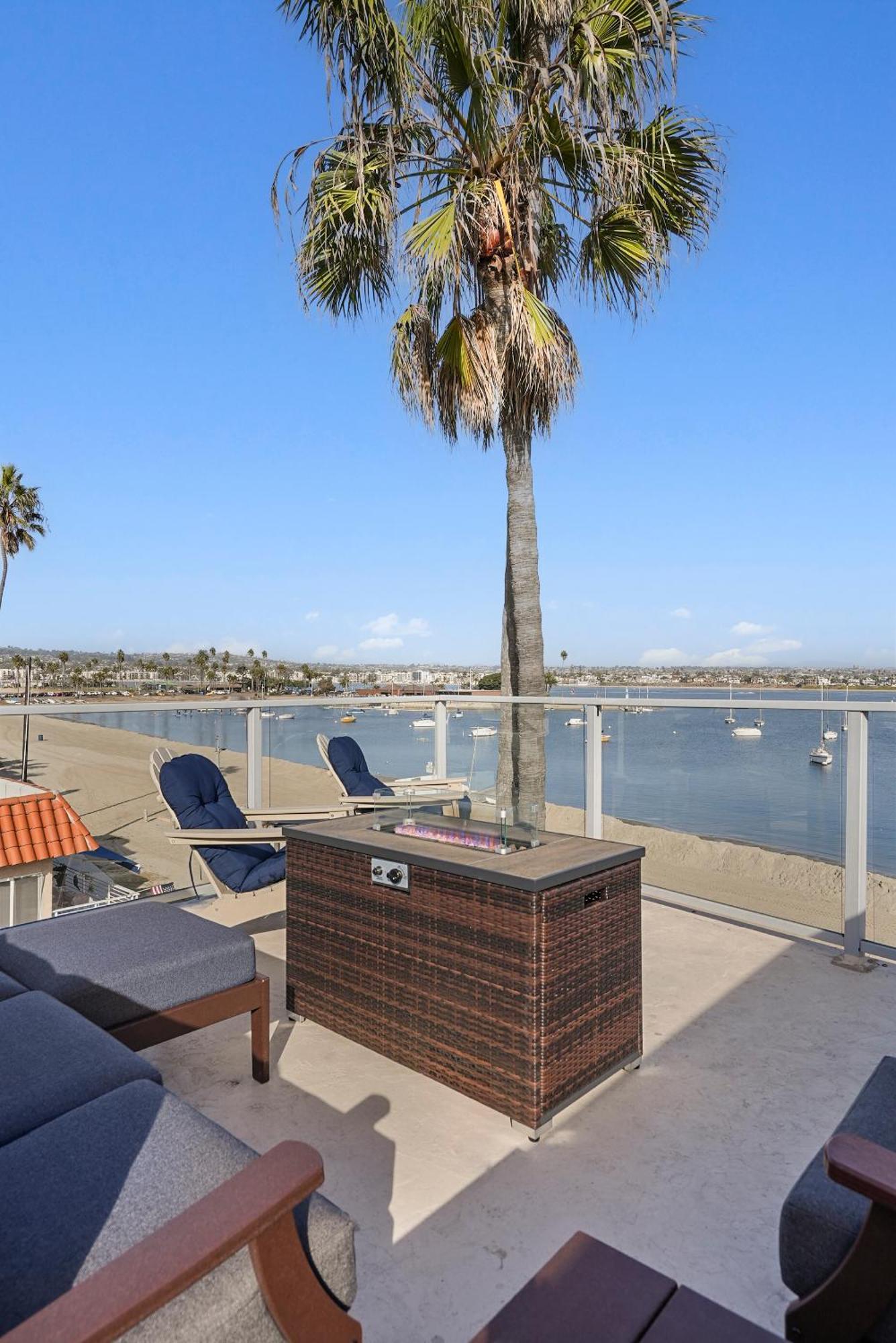 Stunning Bayfront Condo With Gorgeous Views, Garage, Massive Roof Deck & Ac - Dogs Welcome! San Diego Dış mekan fotoğraf